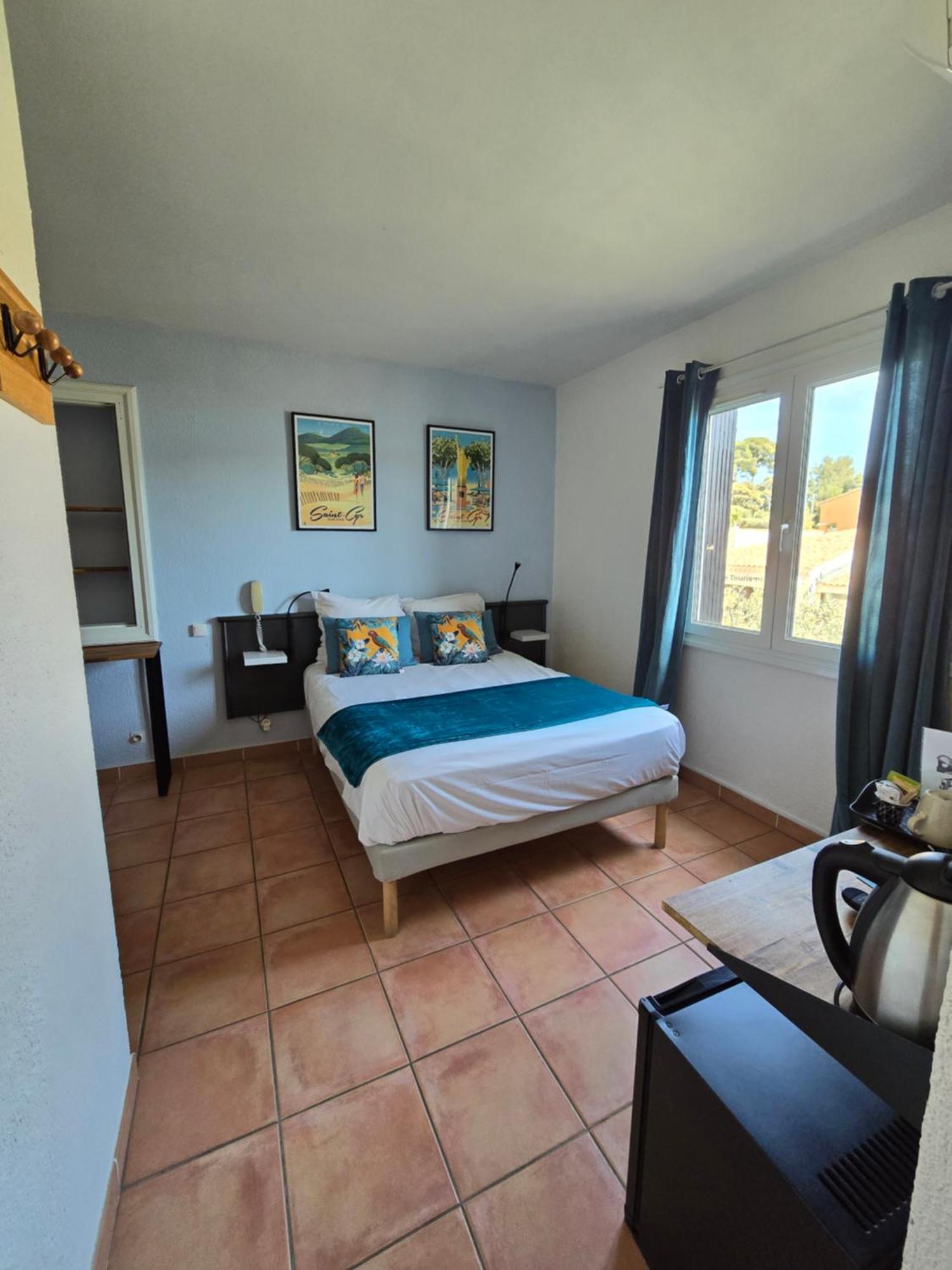 Hotel Chanteplage Saint-Cyr-sur-Mer Bagian luar foto