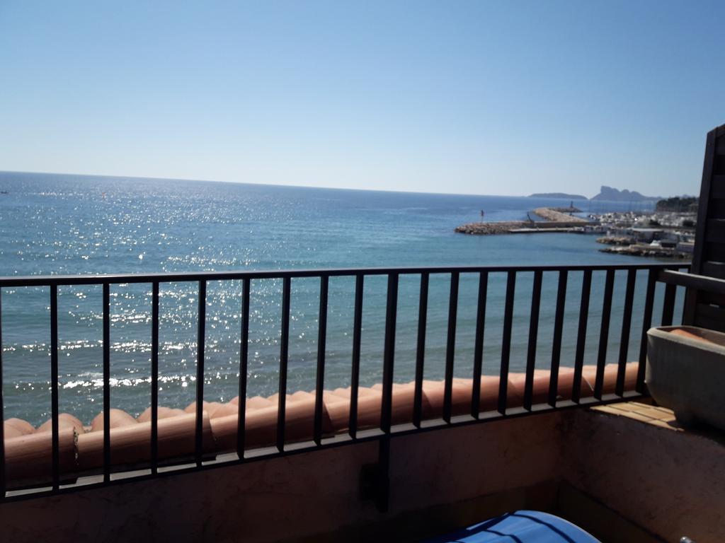Hotel Chanteplage Saint-Cyr-sur-Mer Bagian luar foto