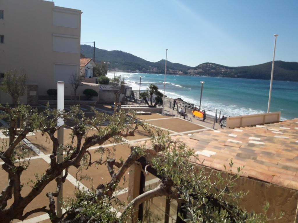 Hotel Chanteplage Saint-Cyr-sur-Mer Bagian luar foto