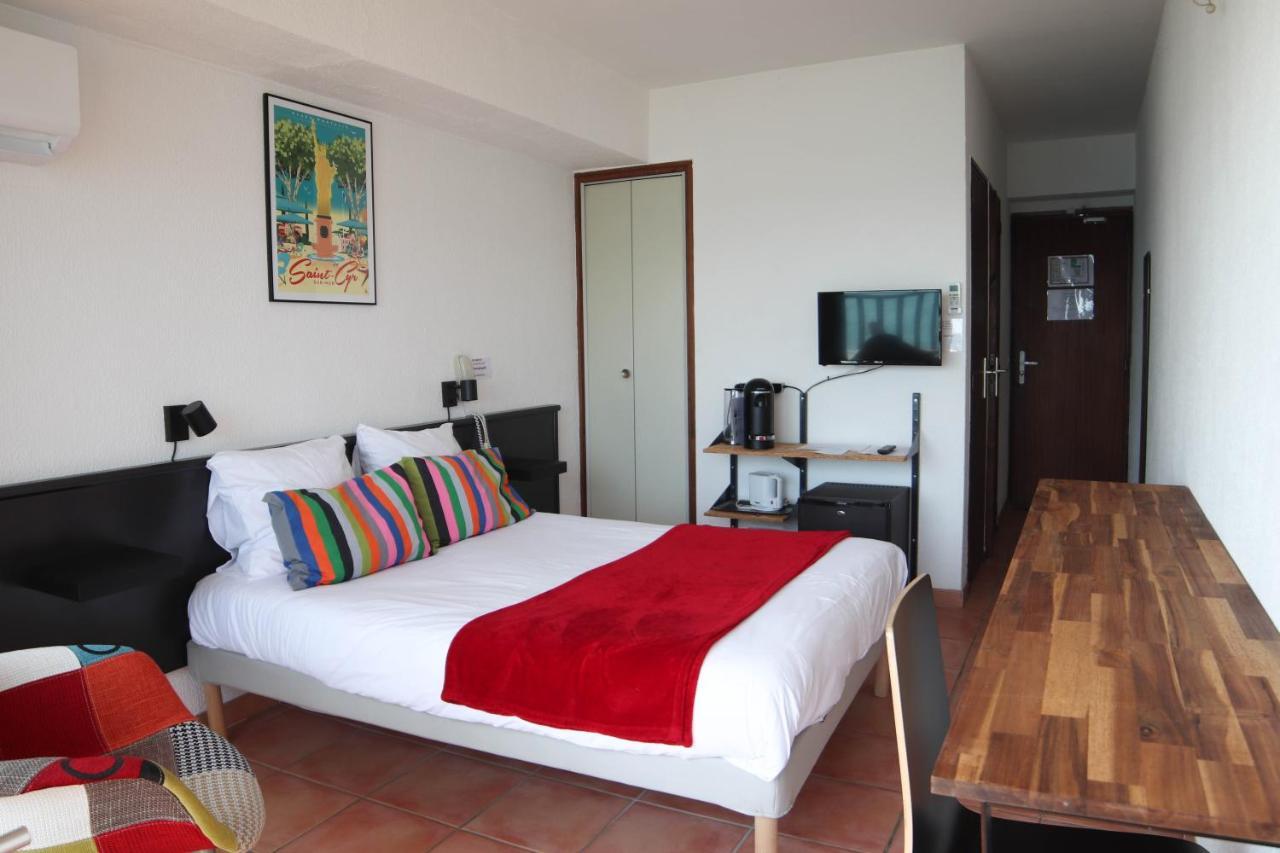 Hotel Chanteplage Saint-Cyr-sur-Mer Bagian luar foto